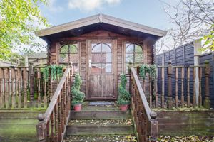 Photo 25- click for photo gallery